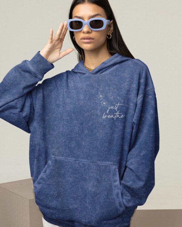 Bluza oversize z kapturem <br>Just Breathe Edycja Silver <br>Haft, Efekt sprania